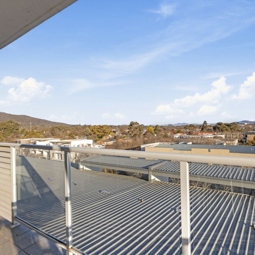 One Bedroom in great location - Photo 1