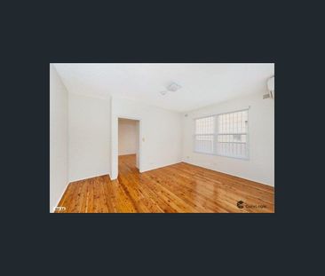 Modern & Convenient One-Bedroom Living - Photo 4