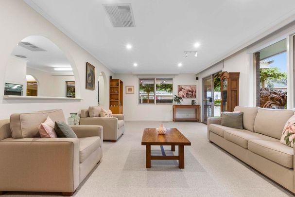 14 Mavista Avenue, Glen Waverley - Photo 1
