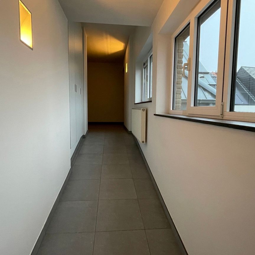 Appartement te huur - Photo 1