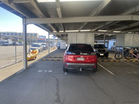 Fully Furnished + Pool + Gym! - Photo 4