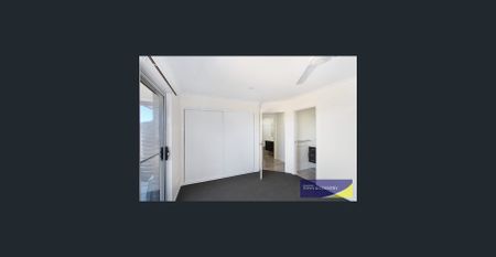 MODERN LIVING - Photo 2