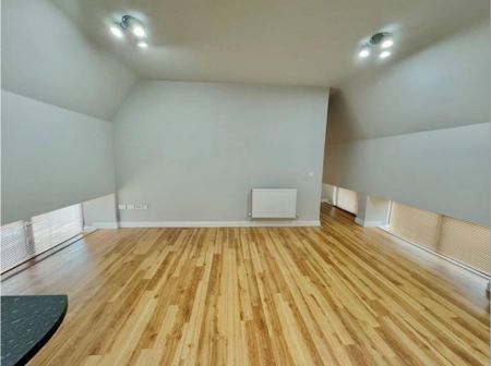 2 bed Apartment To Let - Photo 5