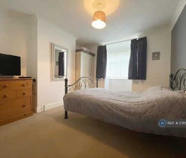 2 bedroom bungalow to rent - Photo 1