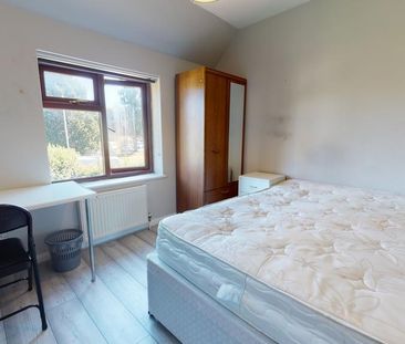 5 bedroom semi-detached house to rent - Photo 1