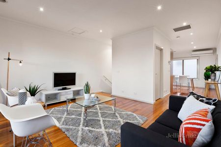 1B Hazel Grove, Pascoe Vale - Photo 5