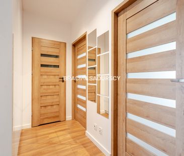 3 pok. | balkon | parking | ul. Dębskiego | SKM - Photo 1