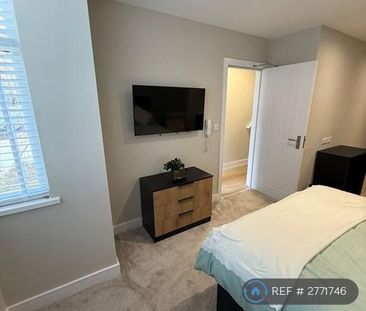 1 bedroom in a house share to rent - Photo 5