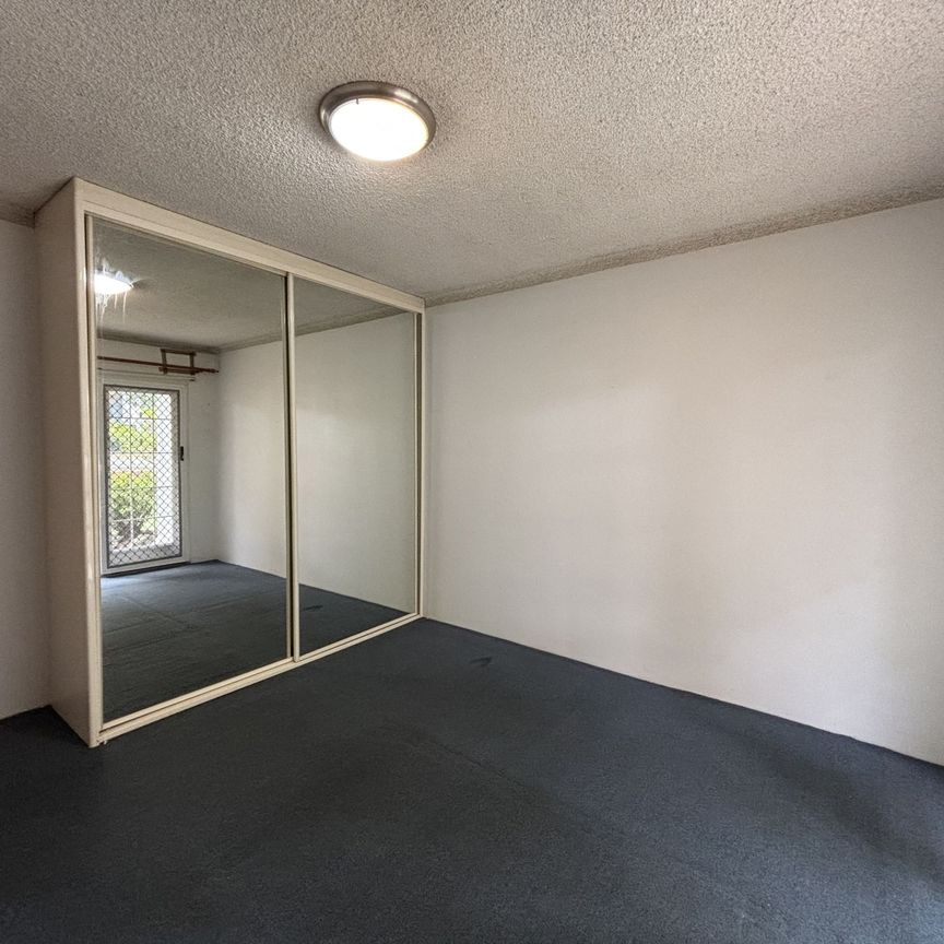 Modern Apartment in Prime West Ryde Location - Photo 1