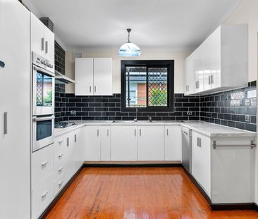 Your Dream Family Home Awaits in Elizabeth Downs! - Photo 5