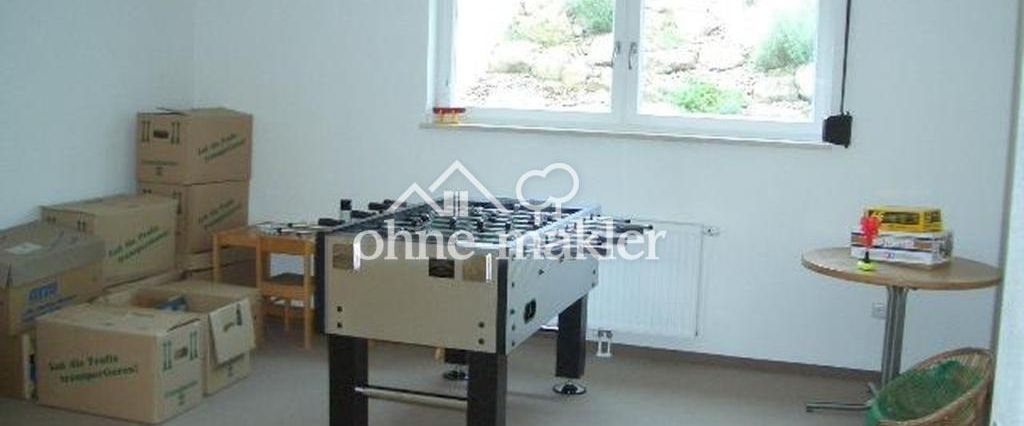 Lichdurchflutete freundliche DHH unweit zur Ortsmitte - Foto 1