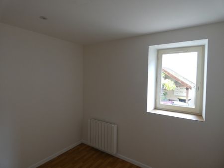 Location Appartement 2 pièces 24m² BEAUNE 21200 - Photo 2