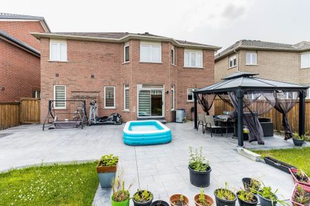 For Lease - 30 Rampart Drive, Brampton, Ontario - Photo 2