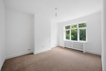 4 bedroom semi-detached house to rent - Photo 5