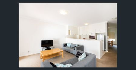 FURNISHED APARTMENT WITH OCEAN VIEWS - Photo 2