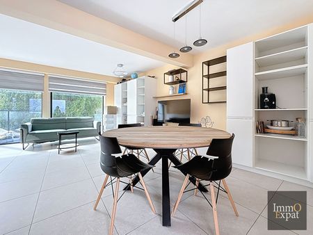 Appartement à louer 2 chambres 110 m², 1300 € - Foto 3