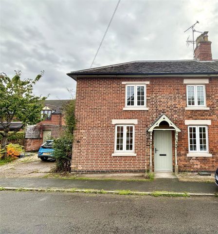 4 bedroom semi-detached house to rent - Photo 3