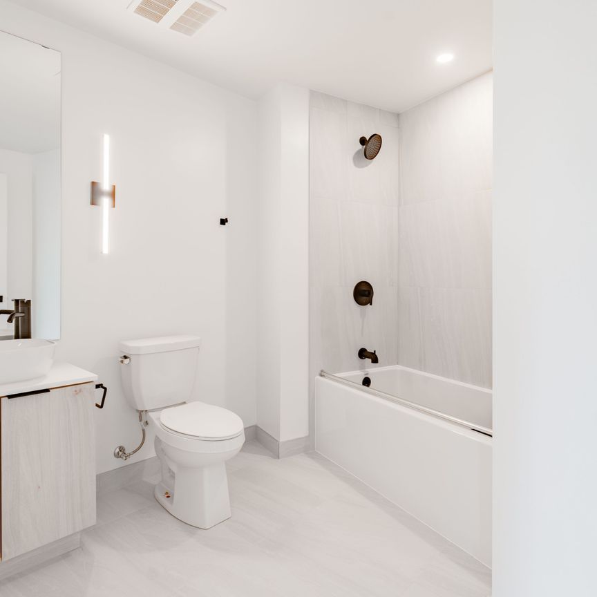 For Lease - 1185 Dupont Street Unit# 1018, Toronto, Ontario - Photo 1