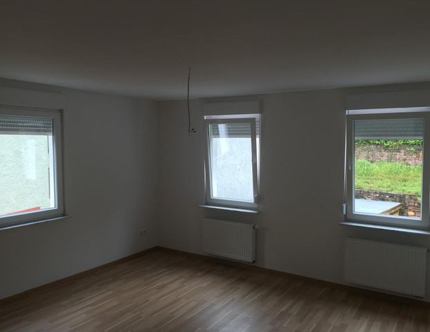 3 Zimmer Küche Bad. Ca 75 qm2 Pf. Dillweißenstein zu vermieten - Foto 1