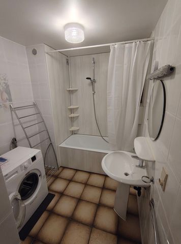 2 slaapkamer appartement nabij het centrum van Ninove. - Photo 2