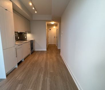 For Lease - 4130 Parkside Village Drive Unit# 1108, Mississauga, On... - Photo 4