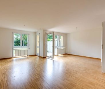 Moderne 4.5-Z'Maisonette-Wohnung in Reinach - Photo 1