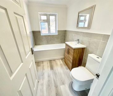 2 bedroom maisonette to rent - Photo 4