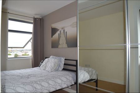 2 Bed Flat, Victoria Road, W3 - Photo 3