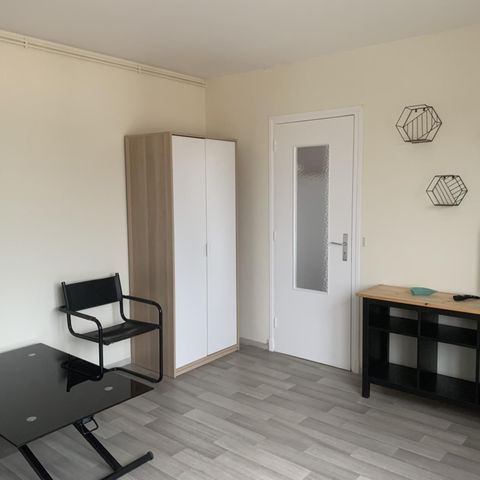 Appartement Studio à louer 1 pièce - 29,50 m2 CHATEAUROUX - 36 - Photo 1
