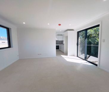 Brand New 2-Bedroom Granny Flat in Prime Blacktown Location - Photo 2