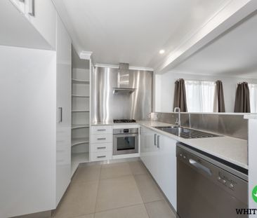 90 Cameron Road, Karabar NSW 2620 - House For Rent | Domain - Photo 4