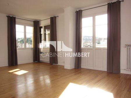 Location Appartement 3 pièces 77m² ST ETIENNE 42000 - Photo 2
