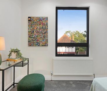 4 bedroom semi-detached house to rent - Photo 5