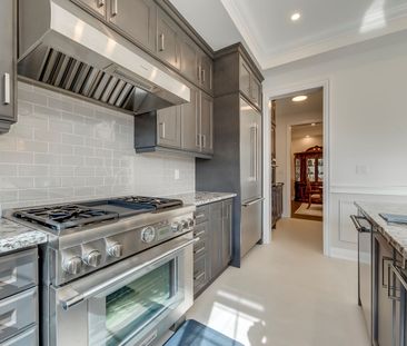 For Lease - 1103 John Laird Circle, Oakville, Ontario - Photo 6