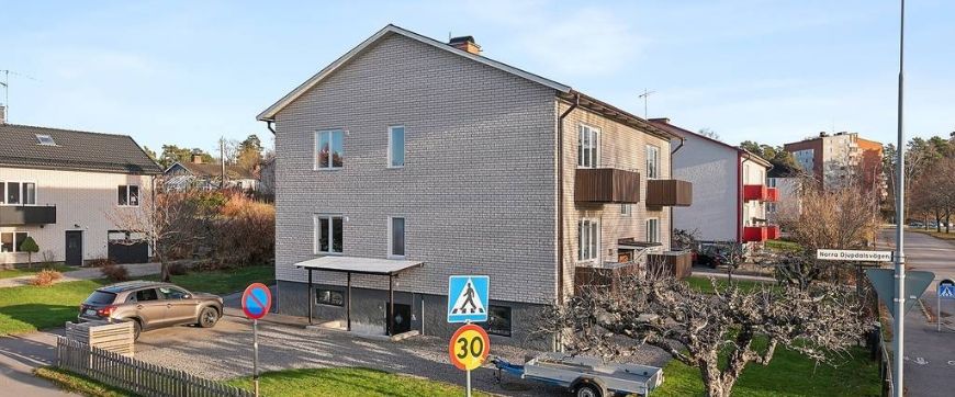 Norra Storängsvägen 1 - Photo 1