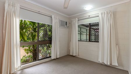 19 Honeysuckle Drive, Annandale - Photo 2