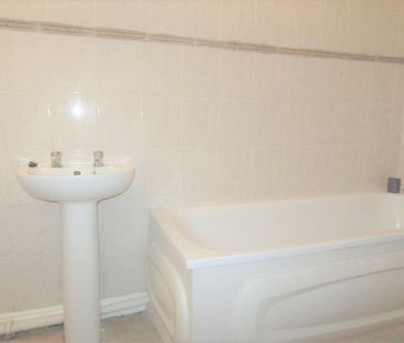 1 bedroom terraced house to rent - Photo 2