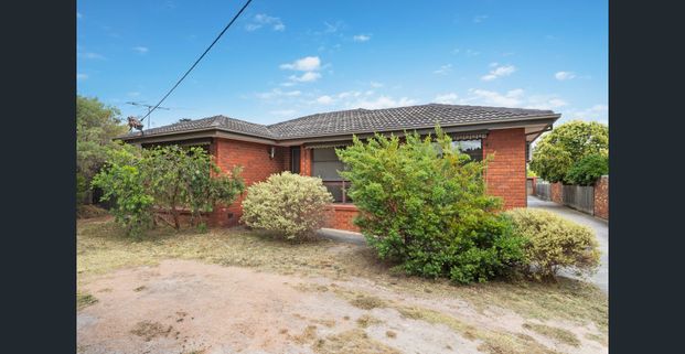 2 Bedroom Unit in Great Location - Photo 1