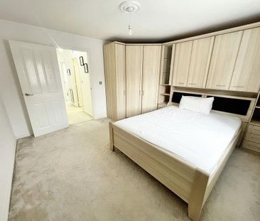 3 bedroom terraced house to rent - Photo 5