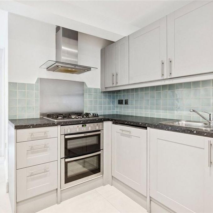 1 bedroom flat to rent - Photo 1