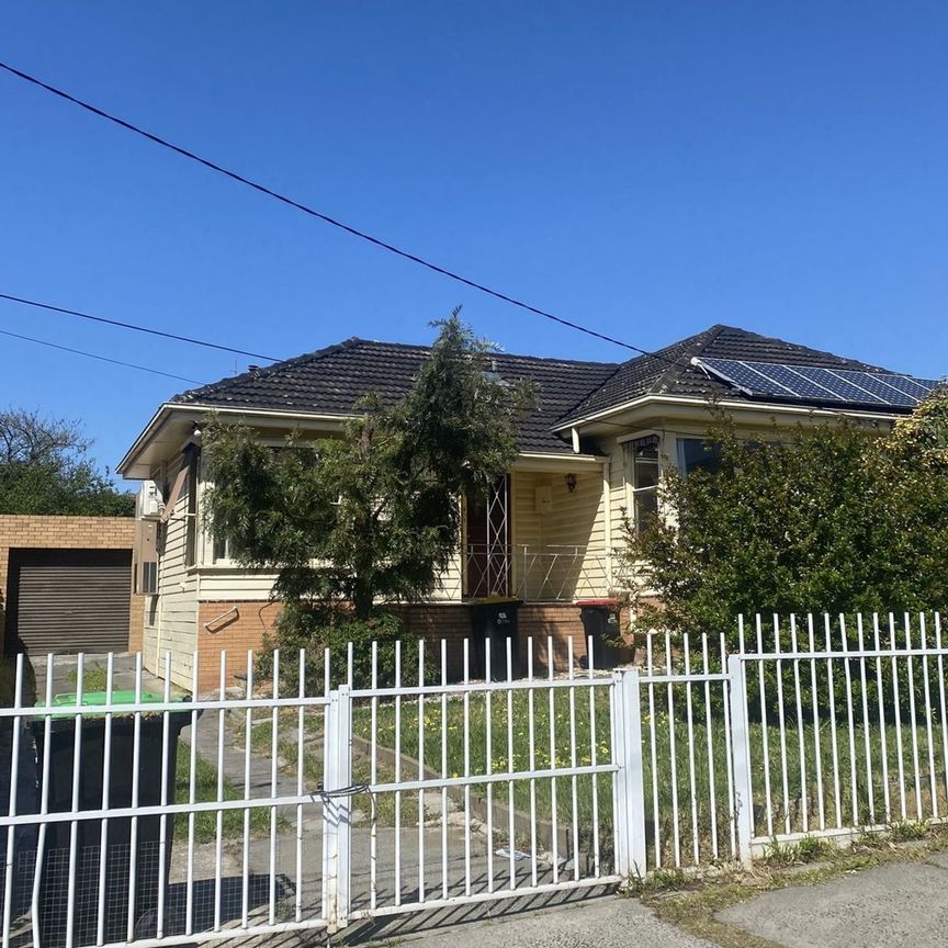 WALK TO DANDENONG PLAZA - Photo 1