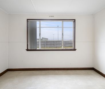 Conveniently Located Home - Ready for Christmas - Photo 5