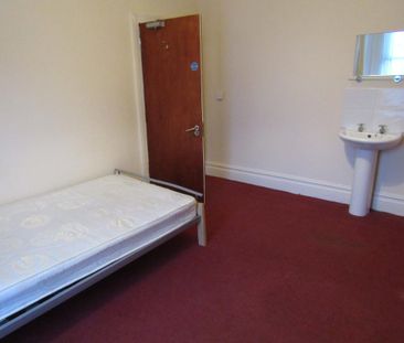 6 bedroom terraced house to rent - Photo 6