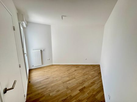 Apartment - Photo 3