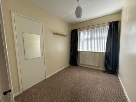 17 Prospect Gardens, Carrickfergus, BT38 8QX - Photo 5