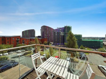 2 bedroom flat to rent - Photo 3