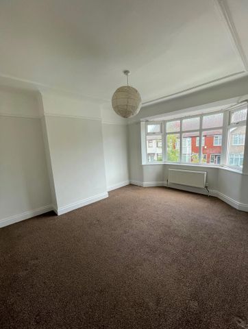3 bedroom terraced house to rent - Photo 3