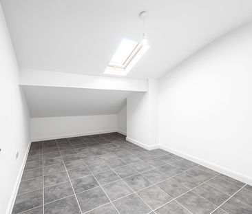 2 Bed Flat, Wilmslow Road, M14 - Photo 4