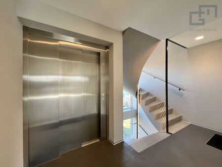 Ruhig mit exklusivem Wohnkomfort! - Photo 2