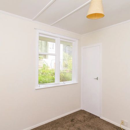 8 Thomson Grove - Photo 2